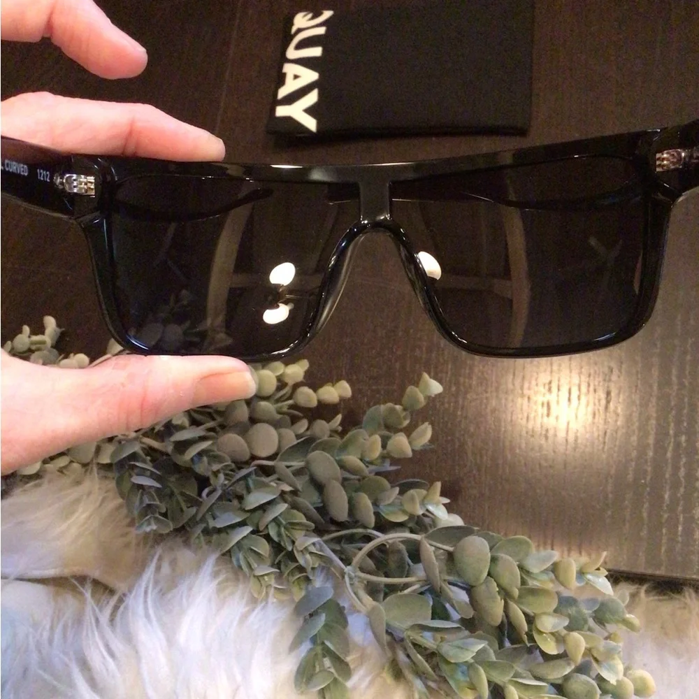 SALE Super rareQuay Nightfallpolarized sunglasses